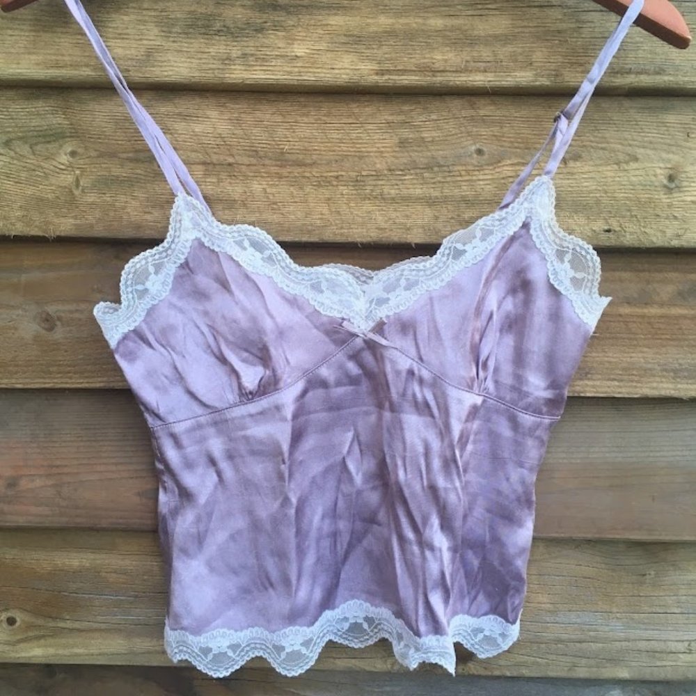 old navy lavender lace trimmed camisole